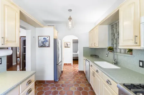 400 33rd Street West Palm Beach FL 33407