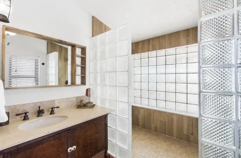 400 33rd Street West Palm Beach FL 33407