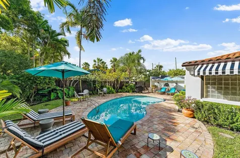 400 33rd Street West Palm Beach FL 33407