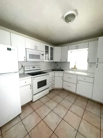 7601 Byron Avenue Miami Beach FL 33141