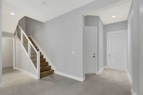 4924 Pointe Midtown Way Palm Beach Gardens FL 33418