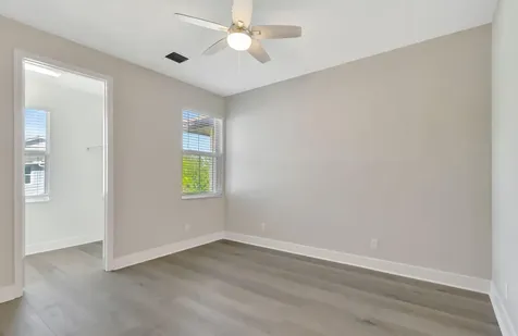 4924 Pointe Midtown Way Palm Beach Gardens FL 33418
