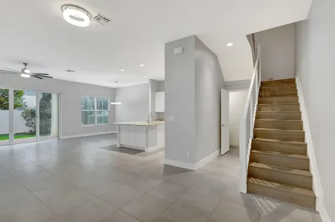 4924 Pointe Midtown Way Palm Beach Gardens FL 33418