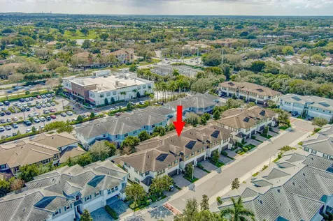 4924 Pointe Midtown Way Palm Beach Gardens FL 33418