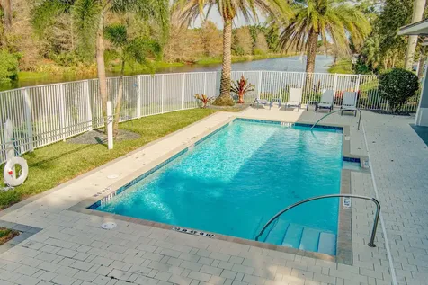 4924 Pointe Midtown Way Palm Beach Gardens FL 33418