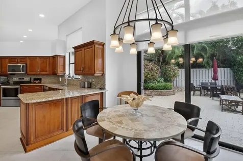 2462 Nw 63rd Street Boca Raton FL 33496