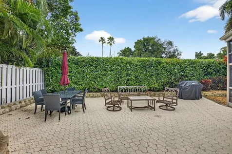 2462 Nw 63rd Street Boca Raton FL 33496