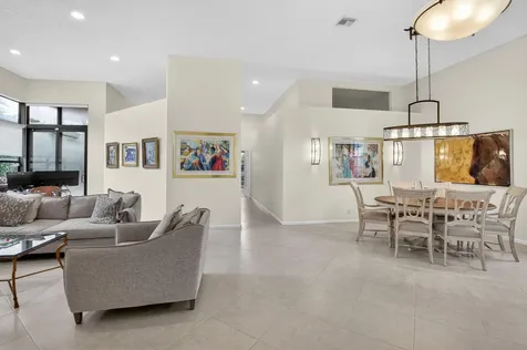 2462 Nw 63rd Street Boca Raton FL 33496