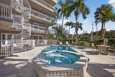 129 S Golfview Road Lake Worth Beach FL 33460
