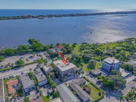 129 S Golfview Road Lake Worth Beach FL 33460