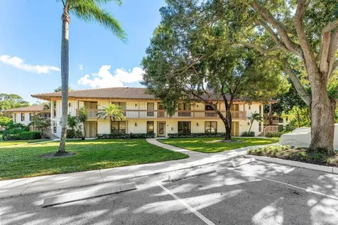 606 Brackenwood Cove Palm Beach Gardens FL 33418