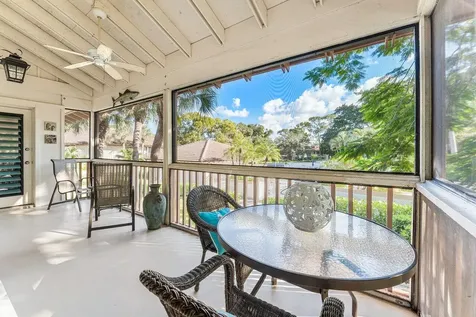 606 Brackenwood Cove Palm Beach Gardens FL 33418