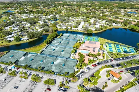 606 Brackenwood Cove Palm Beach Gardens FL 33418