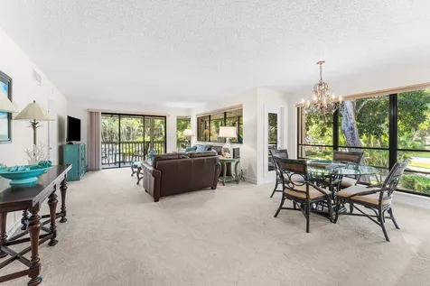 606 Brackenwood Cove Palm Beach Gardens FL 33418