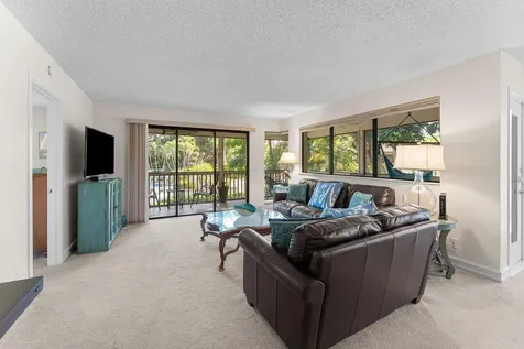 606 Brackenwood Cove Palm Beach Gardens FL 33418