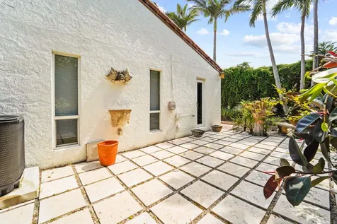 7036 San Sebastian Circle Boca Raton FL 33433