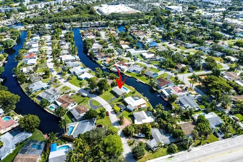 2000 Nw 33rd Court Oakland Park FL 33309
