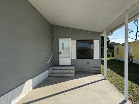 7 San Felipe Fort Pierce FL 34951