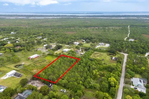 04 Tilton Road Port Saint Lucie FL 34952