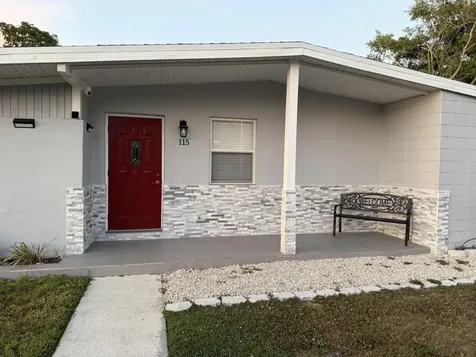 115 Se Celestia Court Port Saint Lucie FL 34983