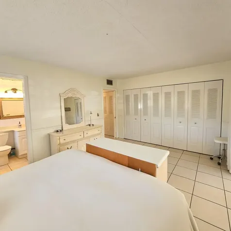 76 Dorchester D West Palm Beach FL 33417