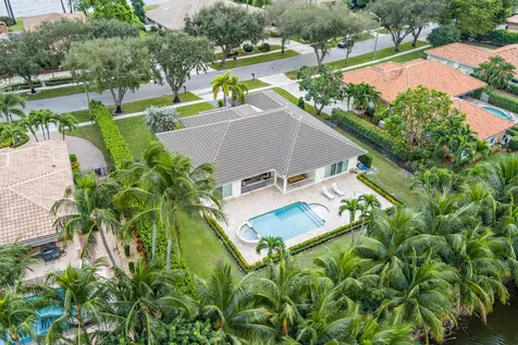 3317 Embassy Drive West Palm Beach FL 33401