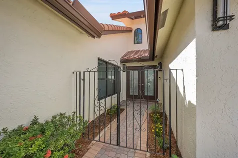 22573 Esplanada Drive Boca Raton FL 33433