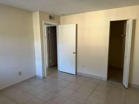 1239 Sw 46th Avenue Pompano Beach FL 33069