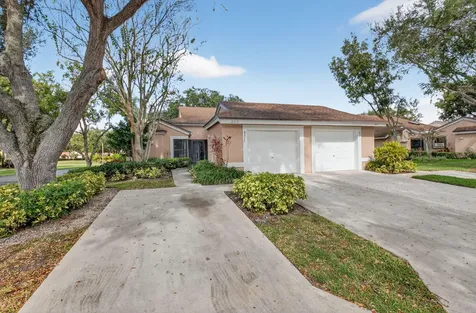 8315 Springlake Drive Boca Raton FL 33496