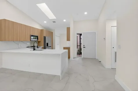 8315 Springlake Drive Boca Raton FL 33496