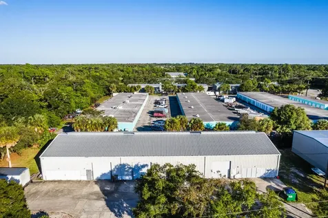 820 35th Court Vero Beach FL 32968