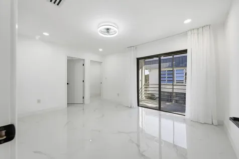 571 Piedmont L Delray Beach FL 33484