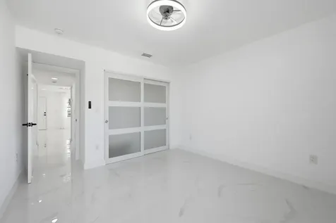 571 Piedmont L Delray Beach FL 33484
