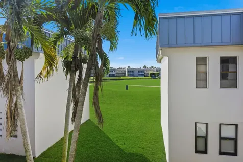 571 Piedmont L Delray Beach FL 33484