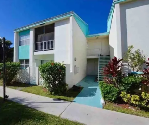 2061 Nw 46th Avenue Lauderhill FL 33313