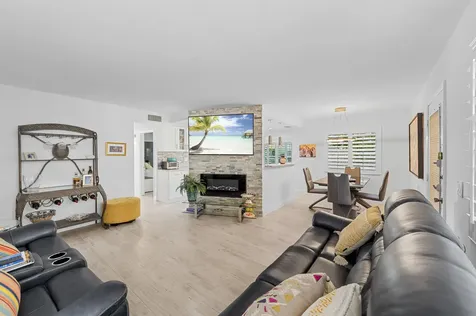 58 Piedmont B Delray Beach FL 33484