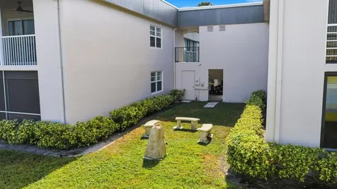 58 Piedmont B Delray Beach FL 33484