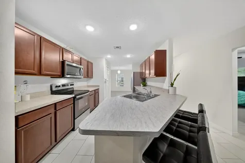 949 Sw Fisherman Avenue Port Saint Lucie FL 34953