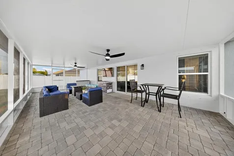 949 Sw Fisherman Avenue Port Saint Lucie FL 34953