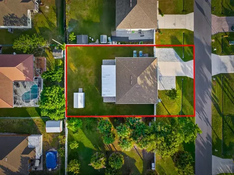949 Sw Fisherman Avenue Port Saint Lucie FL 34953
