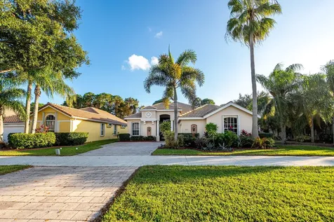 665 Sw Sw Lake Charles Circle Port Saint Lucie FL 34986
