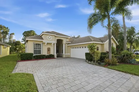 665 Sw Sw Lake Charles Circle Port Saint Lucie FL 34986