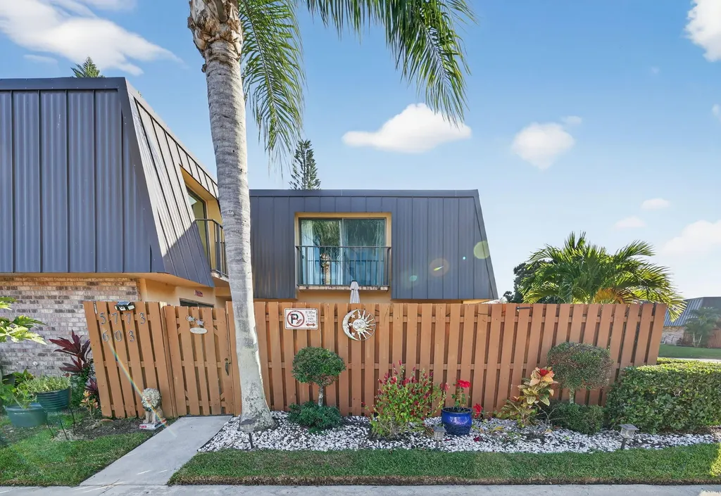 5773 Se Windsong Lane Stuart FL 34997