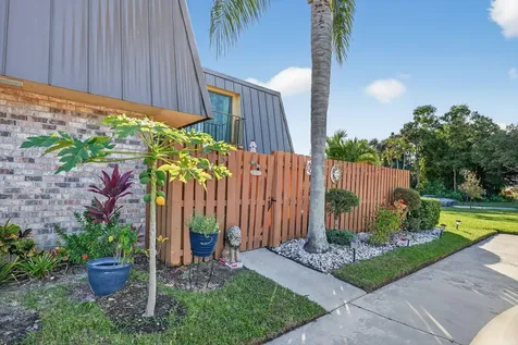 5773 Se Windsong Lane Stuart FL 34997