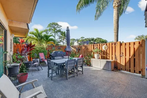 5773 Se Windsong Lane Stuart FL 34997