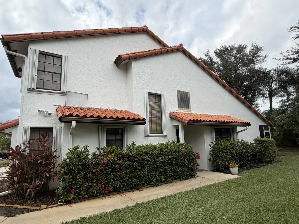 13505 Fountain View Boulevard Wellington FL 33414