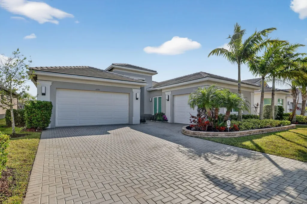 11734 Sw Coronado Springs Drive Port Saint Lucie FL 34987