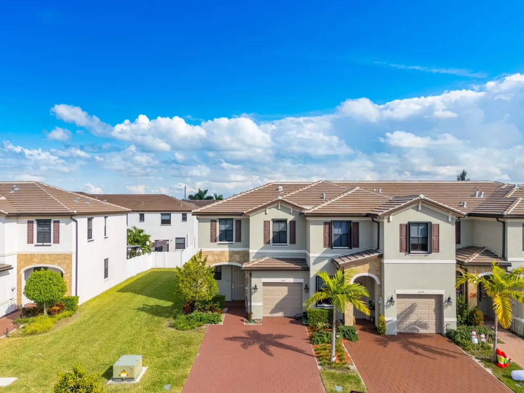 11101 W 33rd Court Hialeah FL 33018