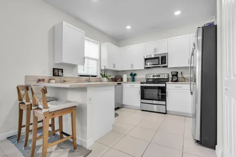 11101 W 33rd Court Hialeah FL 33018