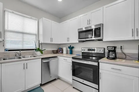 11101 W 33rd Court Hialeah FL 33018